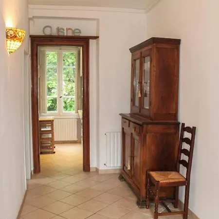 דירה Spacious 1 Bed In *