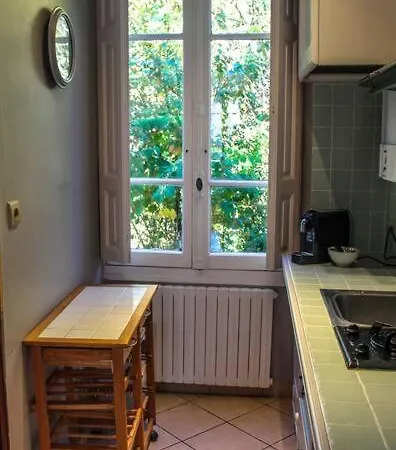 Spacious 1 Bed In Appartement